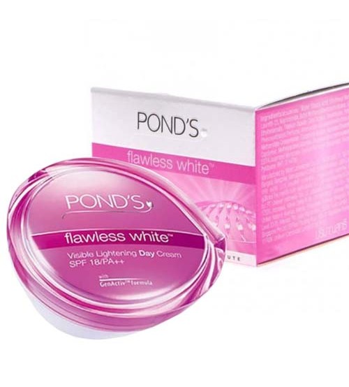 Ponds Flawless White Visible Lightening Day Cream